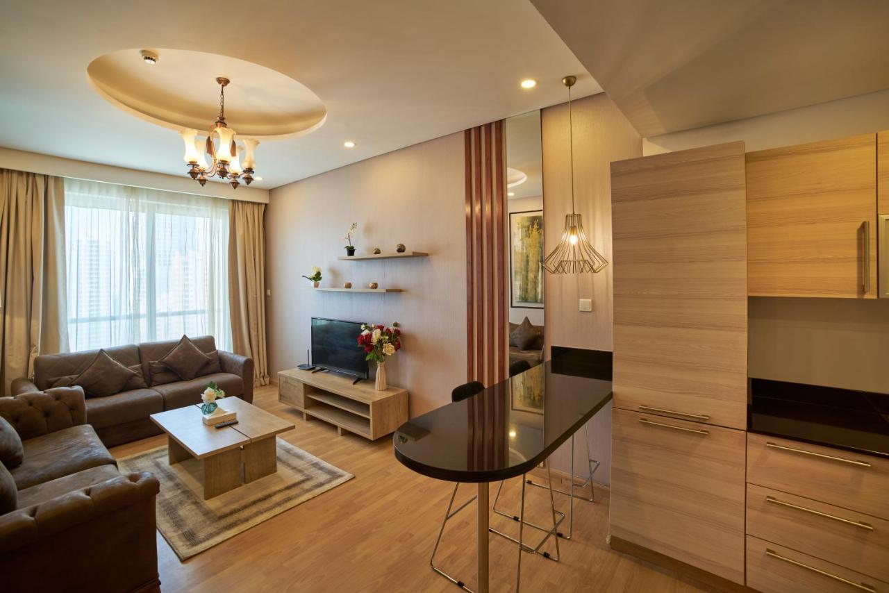 Apartamento Afaq Tower Manama Exterior foto