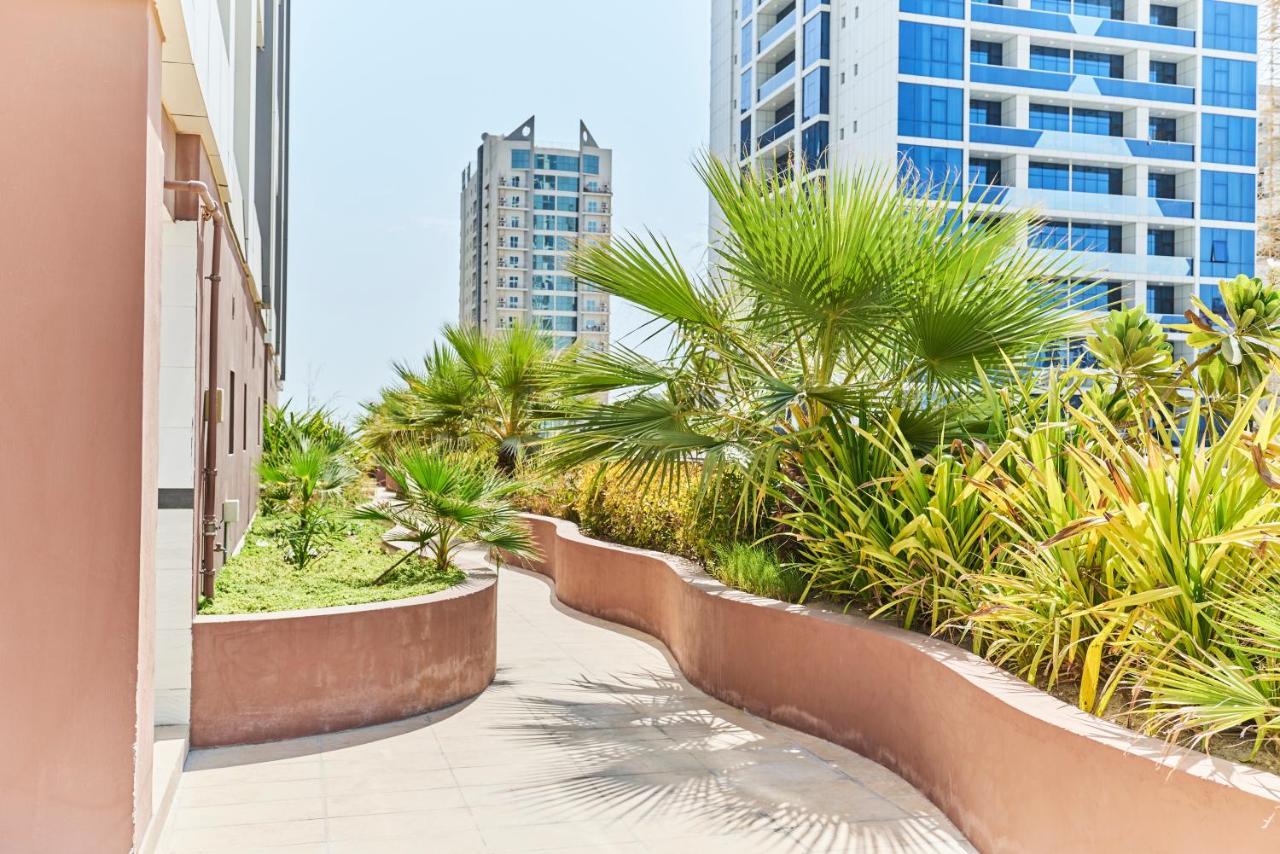 Apartamento Afaq Tower Manama Exterior foto